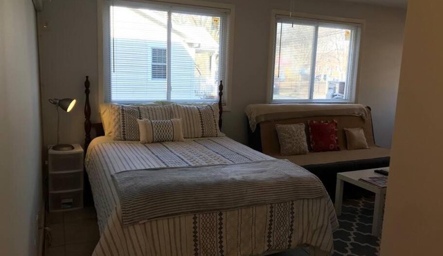 Walk2Metro's,DCGem,Private,Wifi, FreeParking