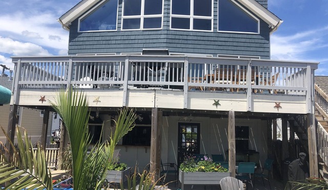 Water front manasquan. 40’ bulkhead on lagoon. Blocks to beach