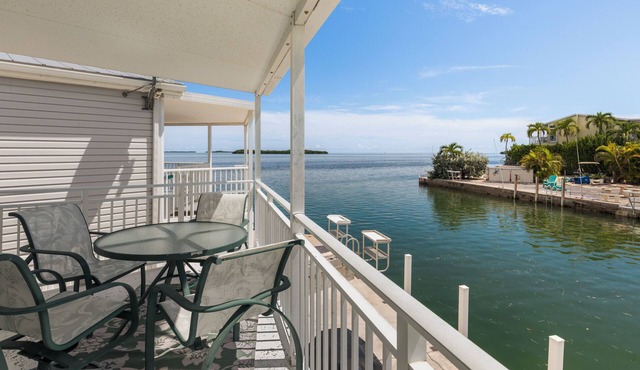 Waterfront 2BR/2BA | 35' Seawall for 32' Boat | Beautiful Sunrises on Cudjoe Key