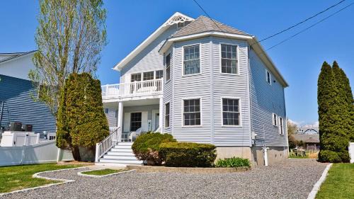 West Cape Estate