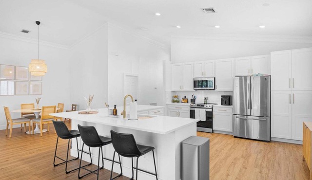 West Palm Beach Seasonal Retreat – 3BR/2BA, 3+ Month Stay