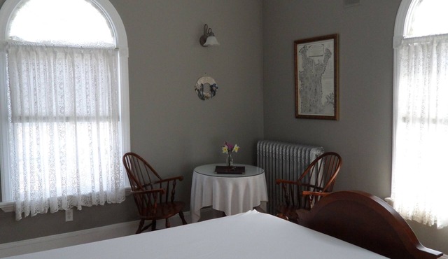 Windsome Bed & Breakfast in Newport