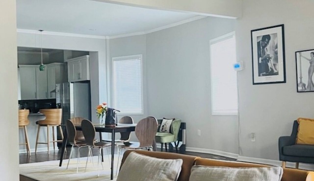 Wonderful 5-bedroom, newly renovated craftsman with AC in The Historic West End.