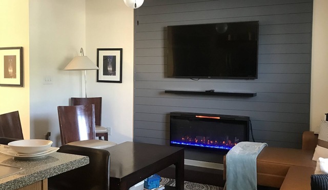 World Cup Retreat Near Atlanta W/Private Backyard Oasis + Firepit Sleeps 10