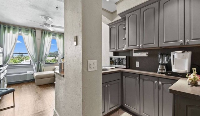 YELLOW ORCHID APARTMENT - Palm Beach - Pool-Beach