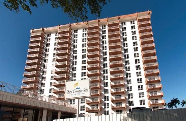 1 BR Condo 1406L - 2 blocks off beach with great Ocean and Intercoastal Views.