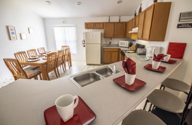 1217 Silver Creek 4 Bedroom Villa