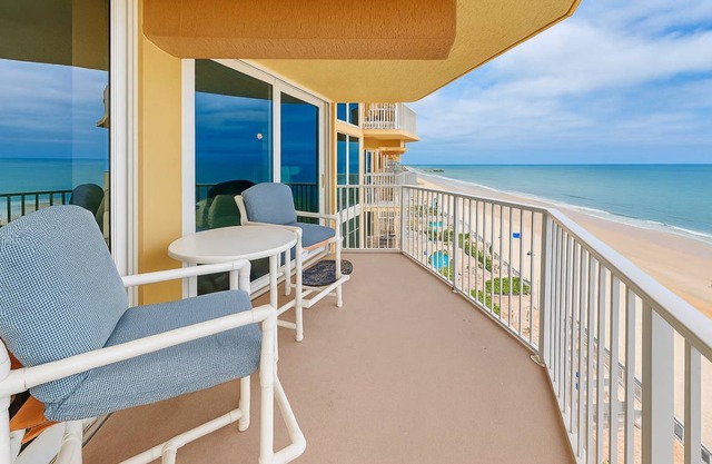 124 m² Condo ∙ 2 bedrooms ∙ 6 guests