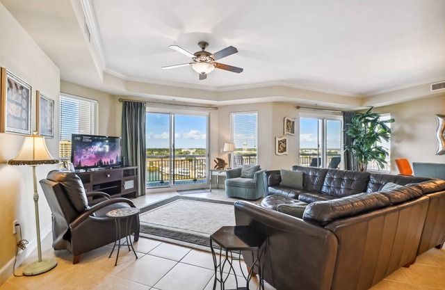 177 m² Condo ∙ 3 bedrooms ∙ 8 guests