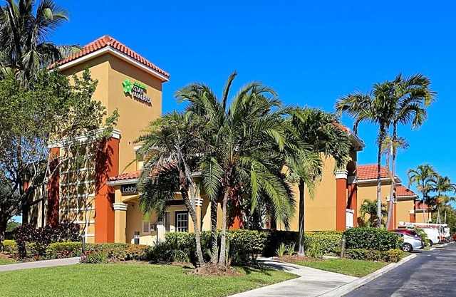 2-Star Hotel ∙ Extended Stay America Suites - Boca Raton - Commerce