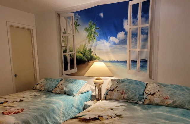 #2 WALKING DISTANCE TO THE BEACH