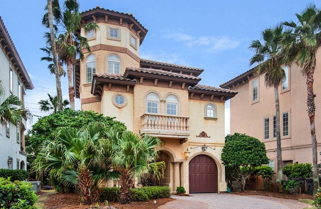 258 m² House ∙ 4 bedrooms ∙ 13 guests