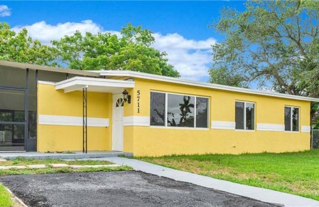 3 bedroom house in quiet neighborhood