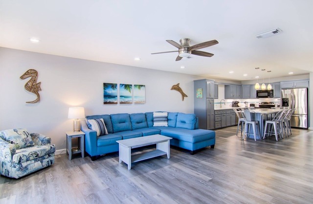 3 C, Three Bedroom Townhome | 3 Bed, 3 Bath