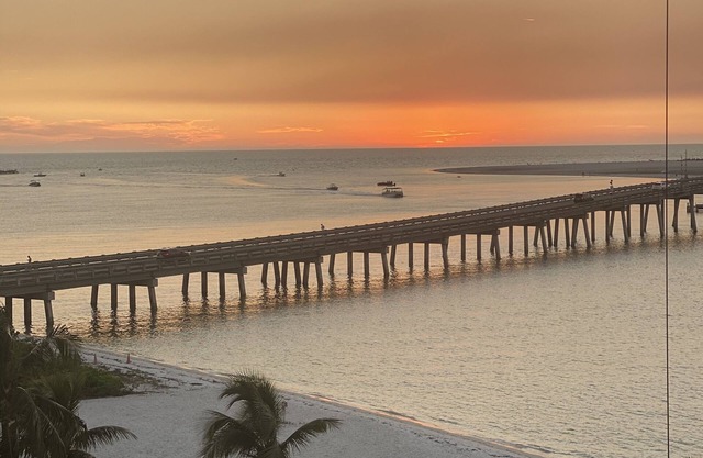 Lovers Key Beach Club 