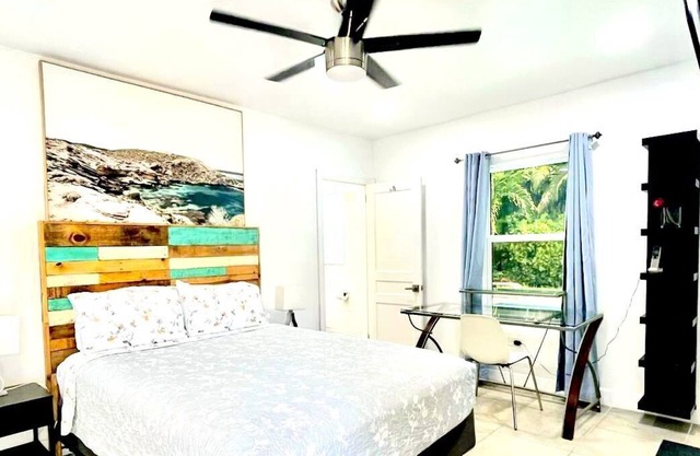 632B FLL Studio- 1.5 mi to Beach & Las Olas Blvd