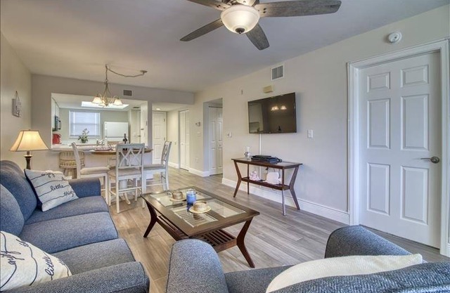 91 m² Condo ∙ 2 bedrooms ∙ 5 guests
