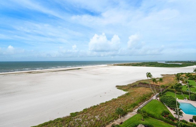 Amazing Unit with Panoramic Gulf Views