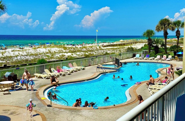 Azure Resort #209 ~Direct Beachfront! ~Free Beach Service! ~Fantastic Resort!
