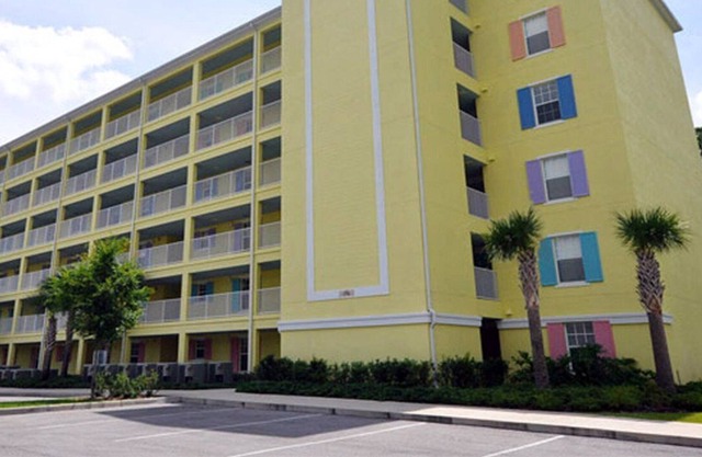 Beautiful 1 bedroom unit at resort, sleeps 4