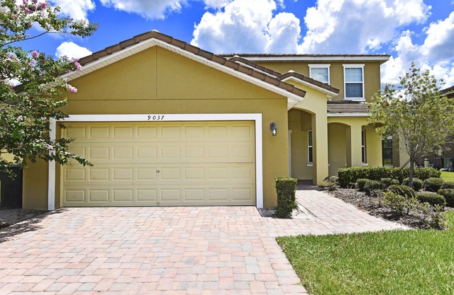 Beautiful 6 Bed Pool Home At Calabria at Westside Resort