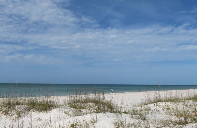 Bermuda Bay Club unit across from pool, beach access, nicely furnished, No Pets