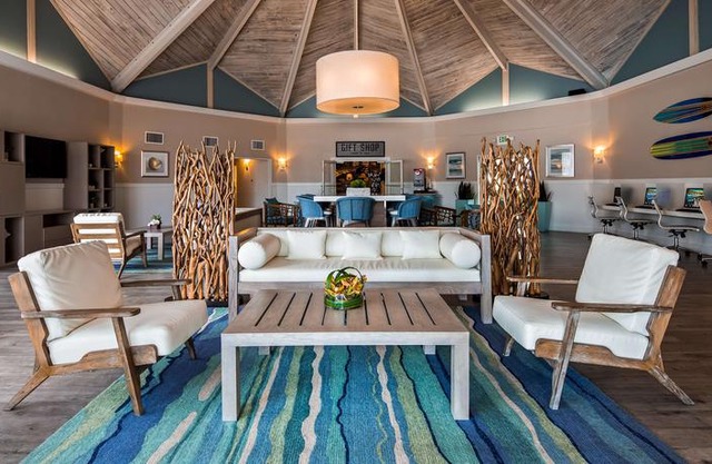 Best Western On The Bay Inn & Marina