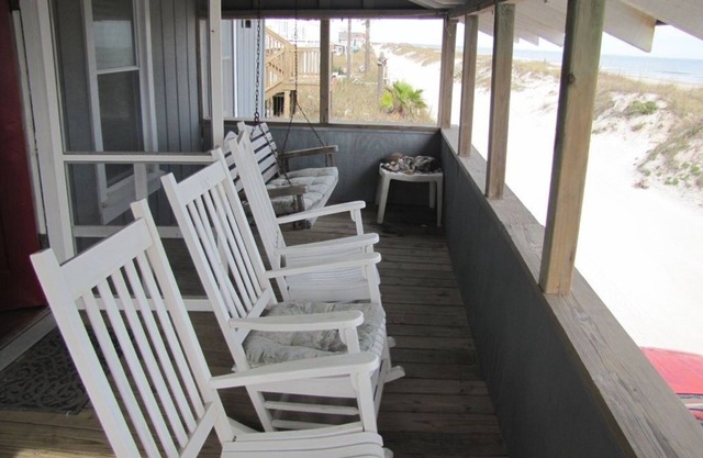 Charming Beach House with Covered Porch to Relax and Enjoy the Ocean Views!