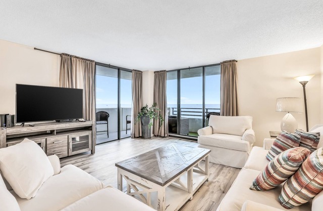 Chic Oceanfront Condo w/ Shared Pool, Free WiFi, Central A/C, & Balcony
