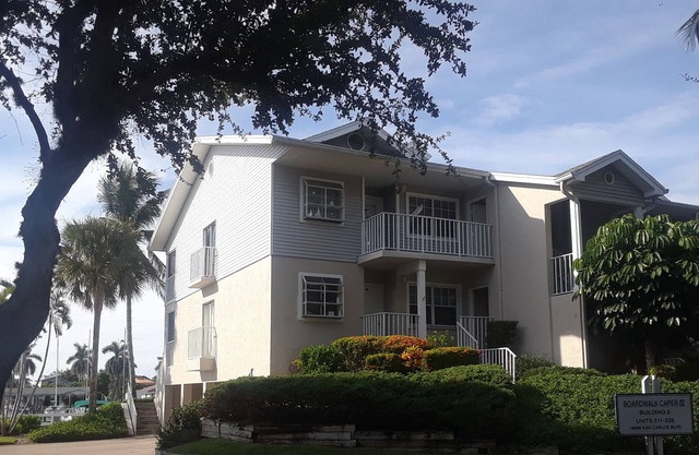 Condo, water, beach, pools