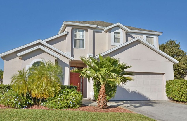 Corvina Manor -5 bedroom pool home close to Disney