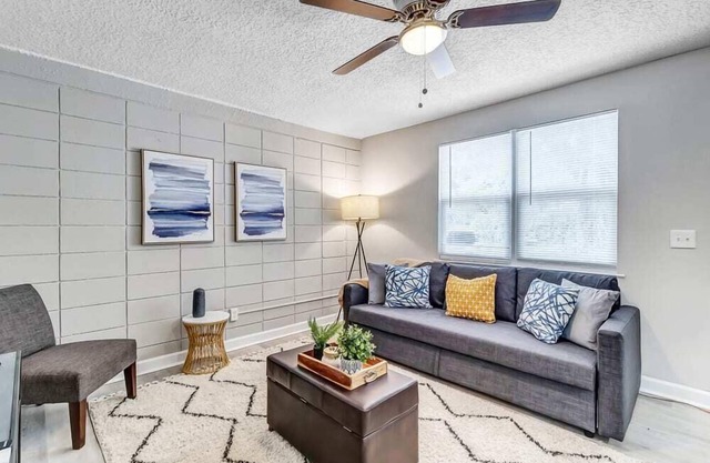 Cozy Apartment on Shaded Street!