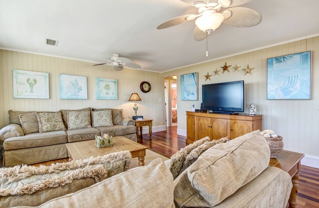 Cozy cottage and dog friendly, perfect for a relaxing, calm time away for everyday life.