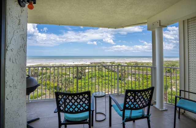 CRC 2402 - Oceanfront Condo