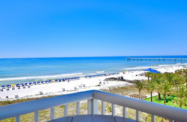 Destin West Gulfside #603 ~Spectacular Penthouse View! ~Free Beach Service!