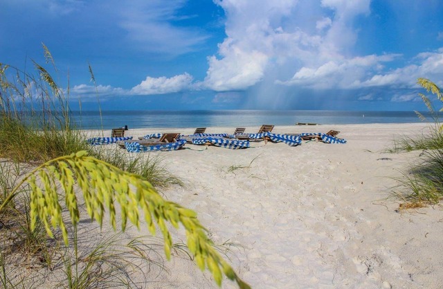 Direct Gulf Front 1 Bedroom 2 Bath Condo with Private Balcony