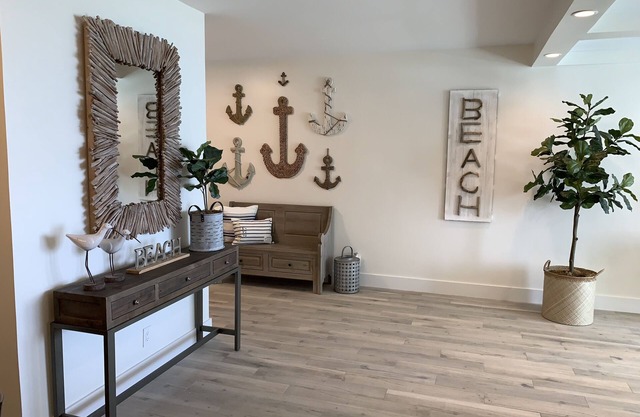 DIRECT Ocean View & Pool View FULLY Remodeled Condo!