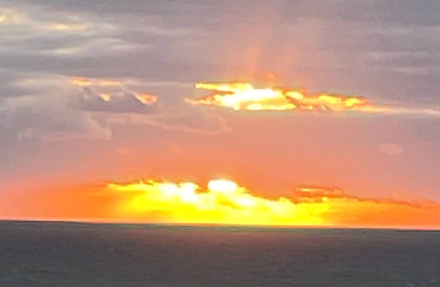 DIRECT OCEANFRONT from ENTIRE condo!! Sweeping views in popular Horizons Condos!