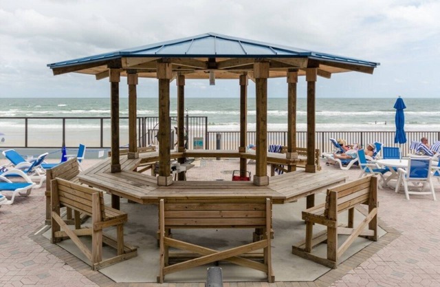 Dolphin Beach Club Daytona 