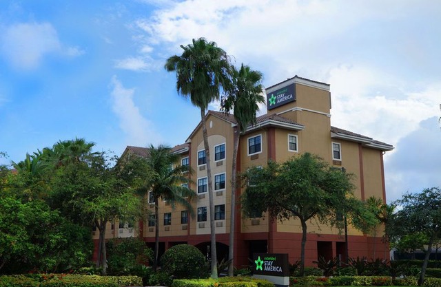 Extended Stay America Suites - Boca Raton - Commerce