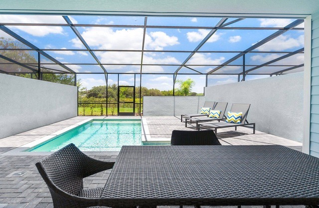 Fabulous 5BR Greenview Pool near Disney World