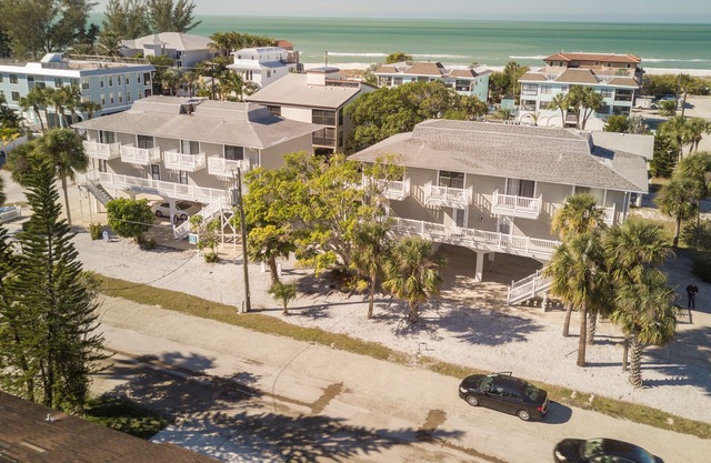 Fountainhead Condo 3 2/2 Condo Steps To white Sugar Sand Beach, Large Pool