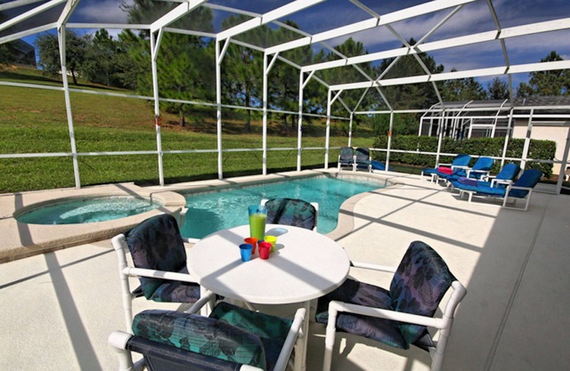 FREE SPA-heat! Luxury Villa with pool & spa Champions Gate near Disney