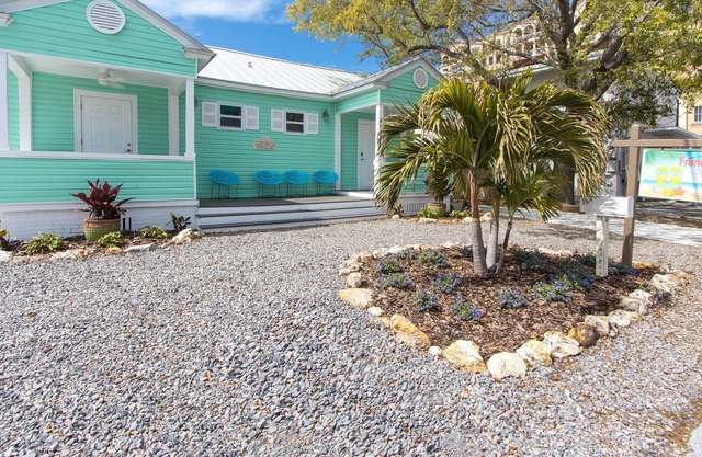 Frenchy's Cottages on East Shore 490