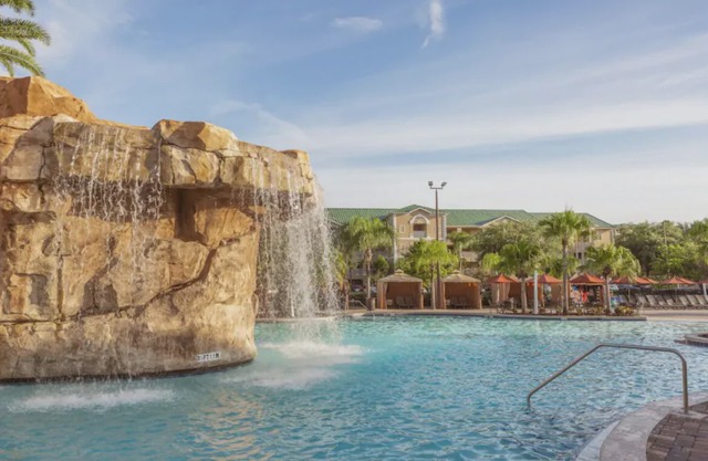 Great Deal! 2 Family-Friendly 2BR Units, Pool, Shuttle