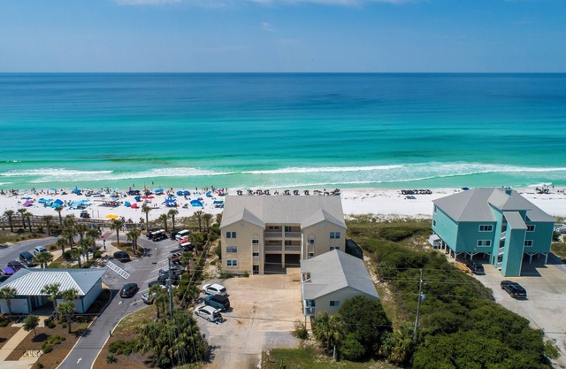 Gulf front, Breathtaking Views From Both Indoors And Out, 1st level condo