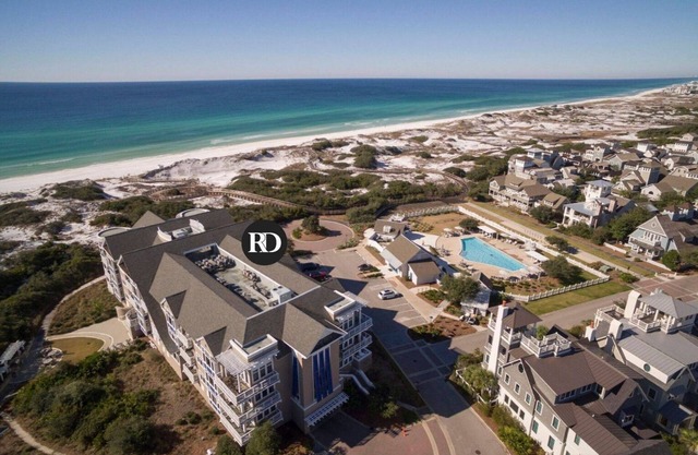 Gulf Front Condo- Compass Point I, Unit 302 by Royal Destinations