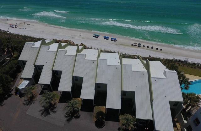 Gulf Front, Seabluff Condo #6