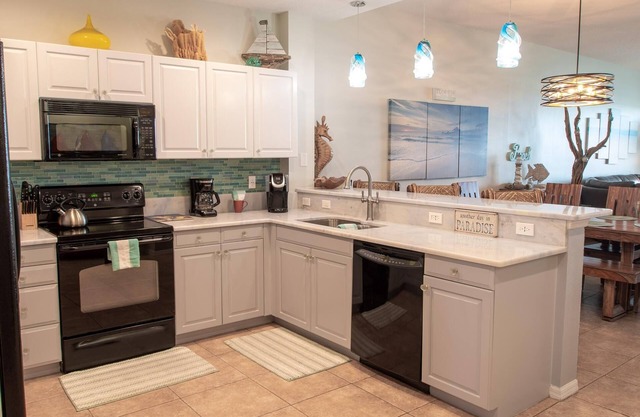 Harborview Grande 803 Luxury Waterfront Condo
