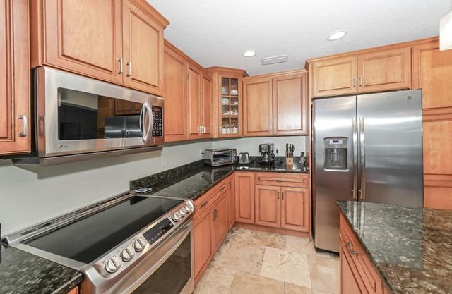 Heated Pool Home - Perfect Location - Walk to Beach, Restaurants and More!